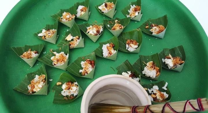 Mantra yang Digunakan untuk Mebanten Saiban atau Ngejot
