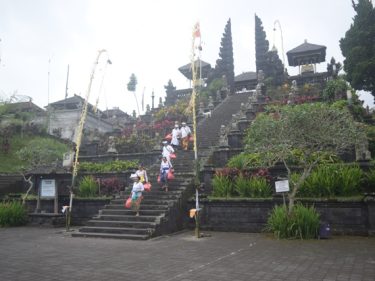 jenis penjor dan makna penjor galungan