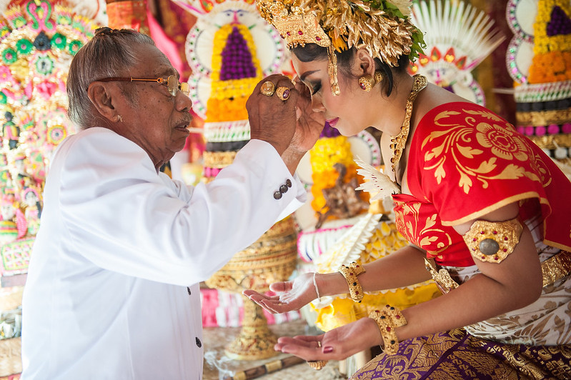  Dewasa Ayu atau Hari Baik Menikah hingga Larangan Pernikahan di Bali