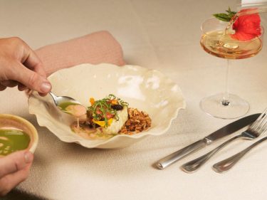 salah satu menu di syrco base ubud Chef Syrco Bakker yang memiliki dua bintang Michelin