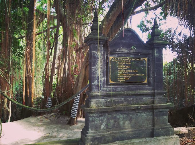 Pura Dalem Sinunggal Samar Sari menjadi tempat memohon kesembuhan dari penyakit nonmedis
