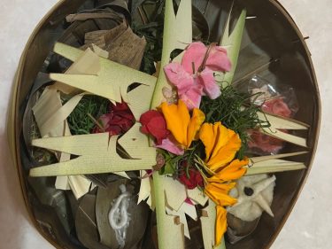 apa banten saraswati dan penjelasan lengkapnya