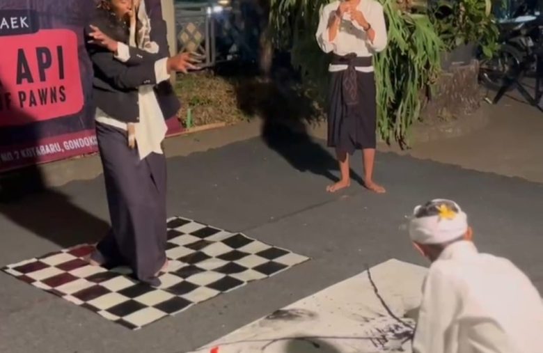 Kolaborasi Agung dan Dek Mani Merespons Pameran Made Kaek di Bentara Budaya Jogja