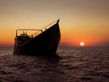 sunset dari tengah laut The Shivanna