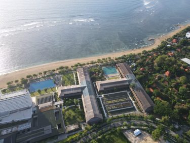The Meru Sanur dan Bali Beach Hotel, The Heritage Collection siap menyambut Natal dan Tahun Baru 2024/2025 dengan suguhan yang tak akan pernah terlupakan.