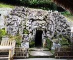 Harga Tiket Masuk Objek Wisata Goa Gajah, Lengkap dengang Fasilitas  dan Okomodasi Terdekat
