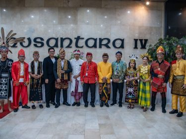 PHDI Serukan Perdamaian Dunia dari Gedung Nusantara IV DPR RI