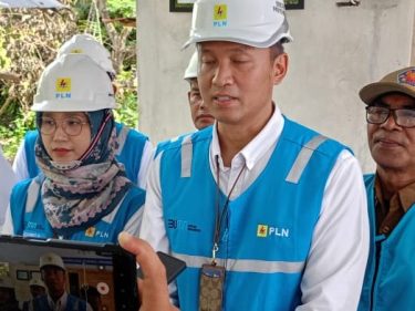 Momen Ramadhan, PLN Sambung Listrik Gratis untuk 16 KK Kurang Mampu di Bali