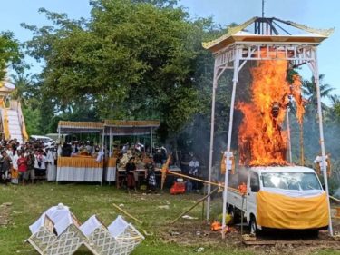 apa itu ngaben di bali