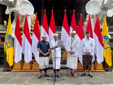 Gubernur Bali Wayan Koster Terbitkan SE Terbaru: Larangan Plastik Jadi Sorotan saat IBTK di Besakih