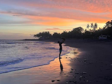 rekomendasi pantai di gianyar yang ada jogging track