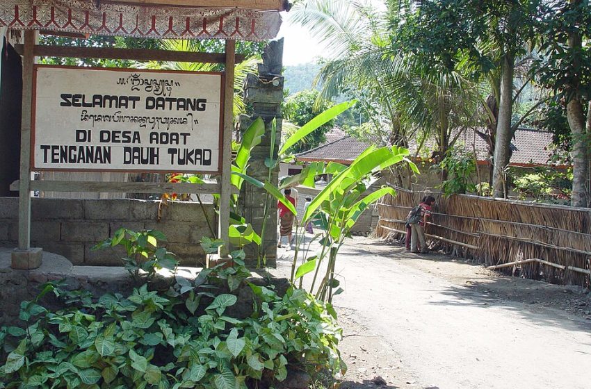 Mengenal Desa Tenganan: Desa Bali Aga yang Terkenal dengan Kehidupan Tradisional