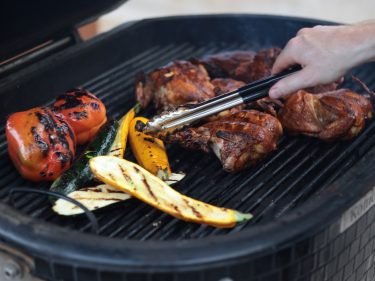 Agustus di Karma Kandara: Kuliner Nusantara dan BBQ Pantai