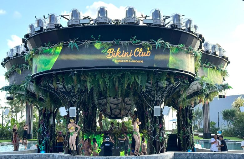 Klub Bikini Atlas Pesta Bikini Terbesar di Bali yang Mengguncang Pulau Dewata