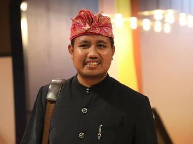 I Kadek satria, S.Ag. M.Pd.H - Penyuluh Agama Kemenang Kabupaten Buleleng