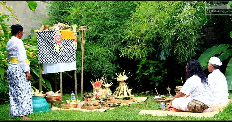 Apa itu Turus Lumbung: Simbol Spiritual dan Adaptasi Budaya Bali