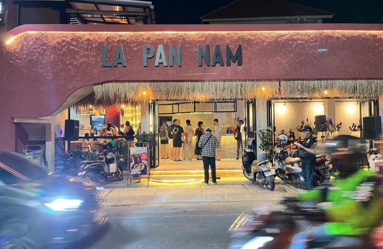 La Pan Nam Warung & Bar Kuliner Internasional Terjangkau di Bali dengan Fasilitas Rooftop dan Villa