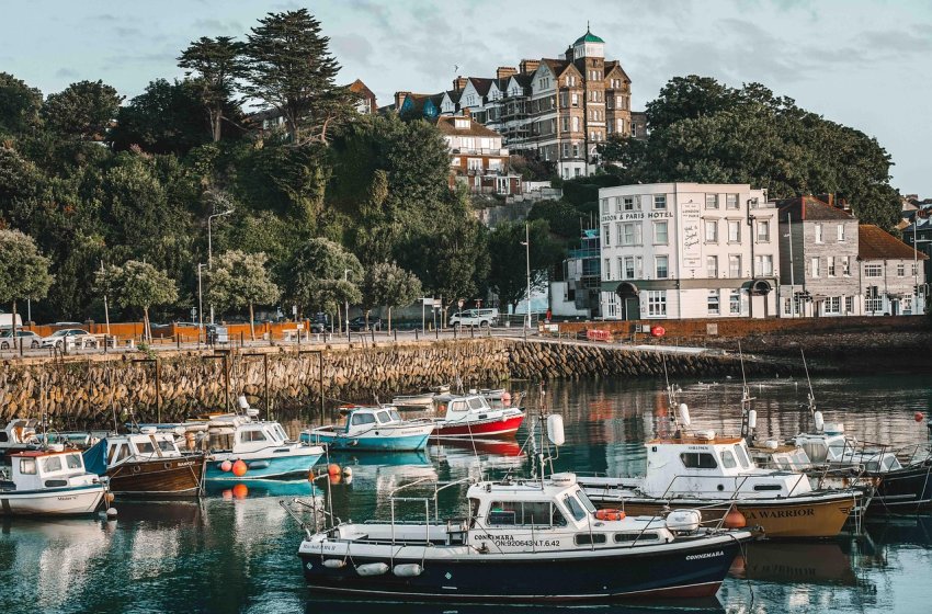  5 Pelabuhan Terbaik Menuju Nusa Penida 2025: Tarif Tiket Fast Boat Terbaru dan Waktu Tempuh