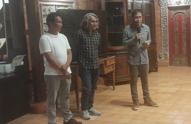 Santrian Art Gallery Sanur kembali menghadirkan pameran seni rupa Bali melalui pameran tunggal pelukis I Made Romi Sukadana bertajuk Divergent Mind