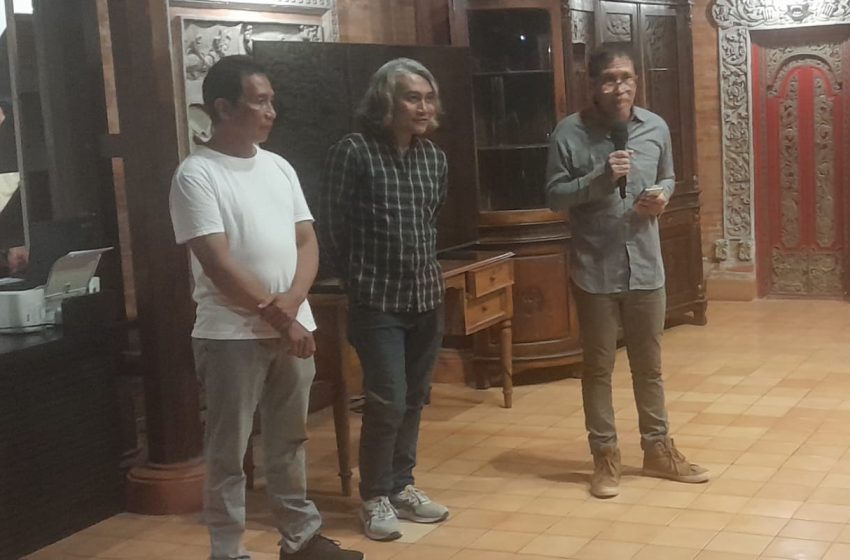 Santrian Art Gallery Sanur kembali menghadirkan pameran seni rupa Bali melalui pameran tunggal pelukis I Made Romi Sukadana bertajuk Divergent Mind