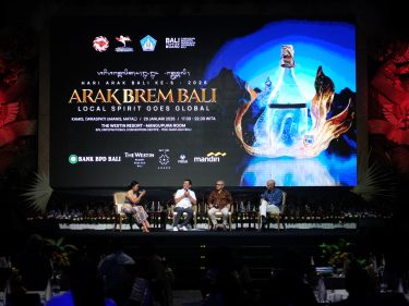 Menjaga Marwah Arak Bali Antara Tradisi Luhur dan Geliat Ekonomi Modern