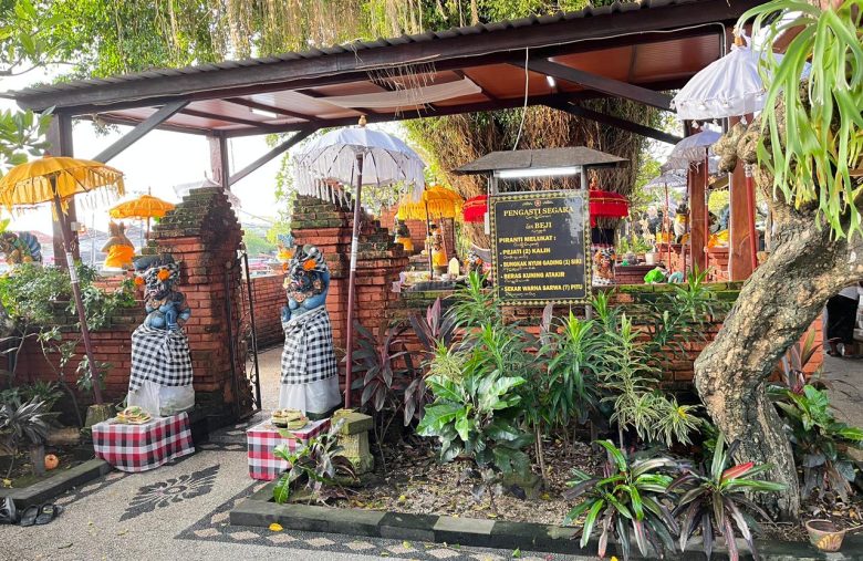 melukat pembersihan diri di denpasar Pengasti Segara tanah kilap denpasar